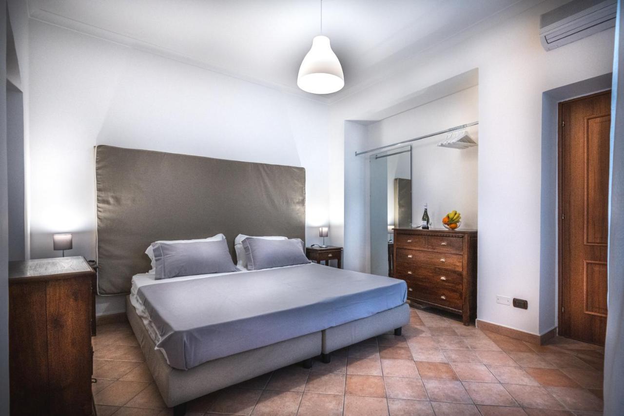 Apartment Giuliani Sorrento Luaran gambar